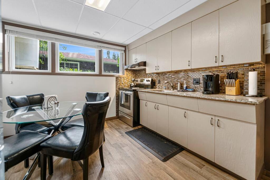 Yeg Chic Luxury Accommodation 埃德蒙顿 外观 照片